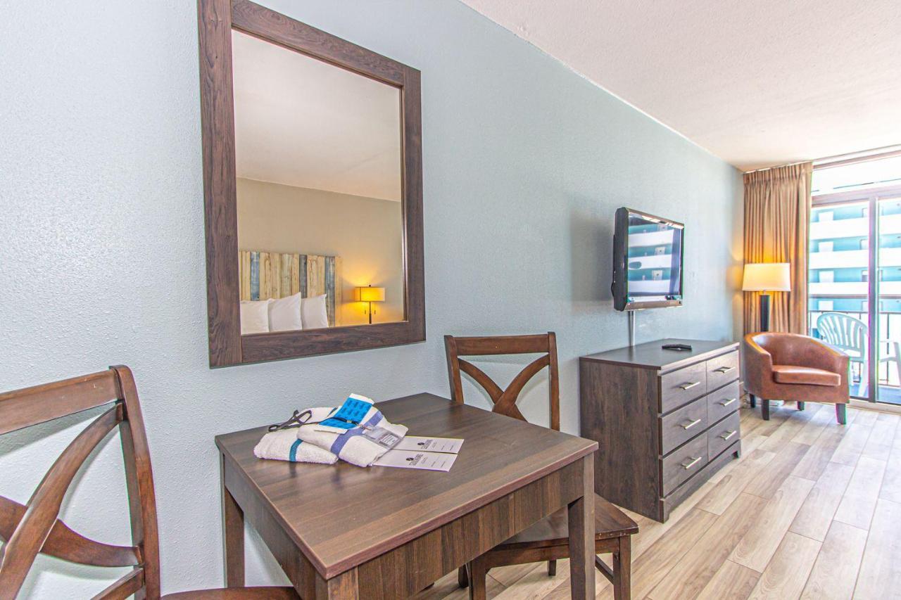 Landmark Resort King Suite Unit 710 Beautifully Updated Sleeps 4 Myrtle Beach Room photo