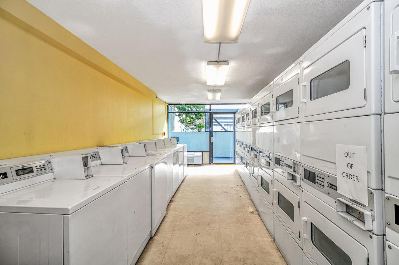 Landmark Resort King Suite Unit 710 Beautifully Updated Sleeps 4 Myrtle Beach Exterior photo